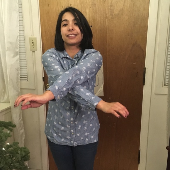 Floral chambray shirt - Picture 7 of 8